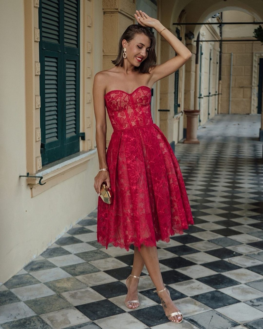 Women's fashion dress sheath strapless dress Sexy embroidered lace dress_voghion.com