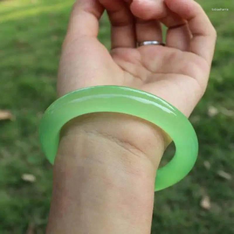 Natural Green Jade Bangle Bracelet Hand-carved Jadeite Jewelry_voghion.com