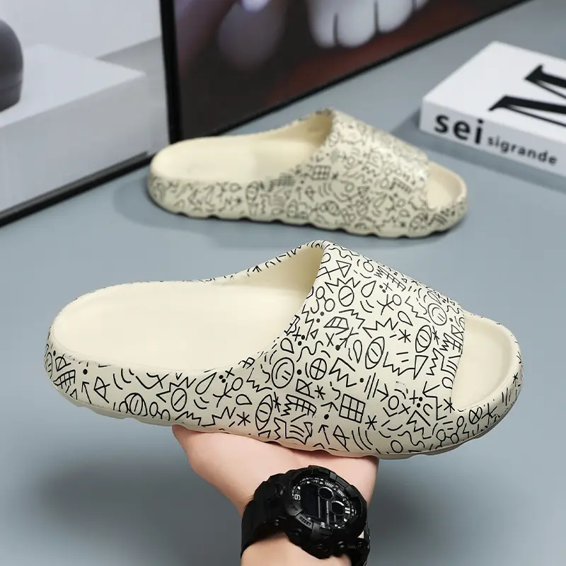 Pantoufles homme confortables pour la maison et la plage_voghion.com