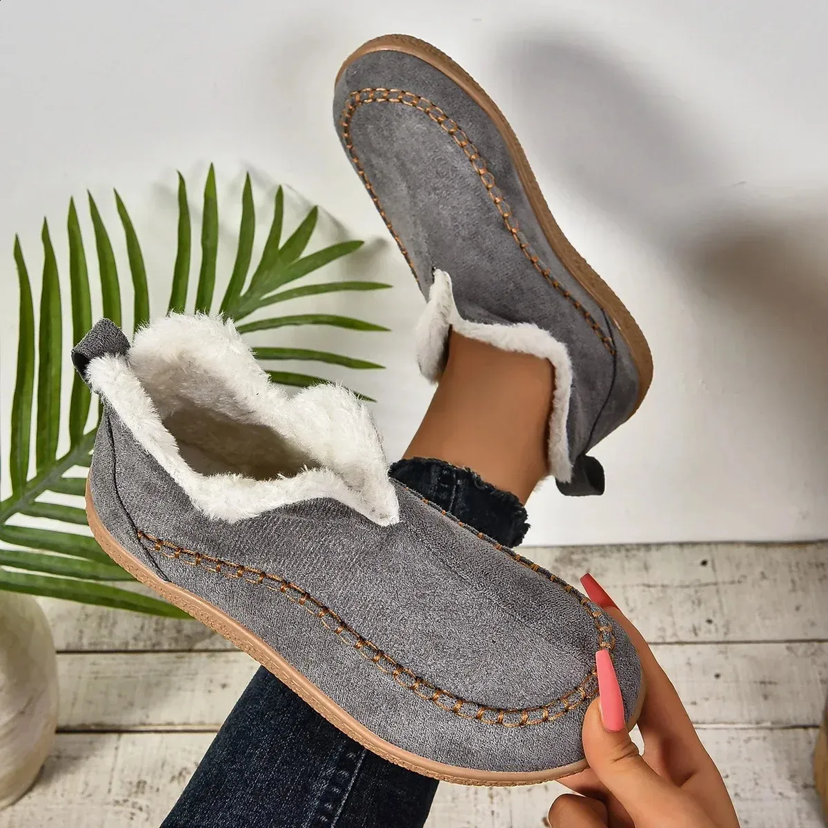 selg long sleeved womens winter round toe plush warm solid flat casual comfortable snow boots 240904_voghion.com