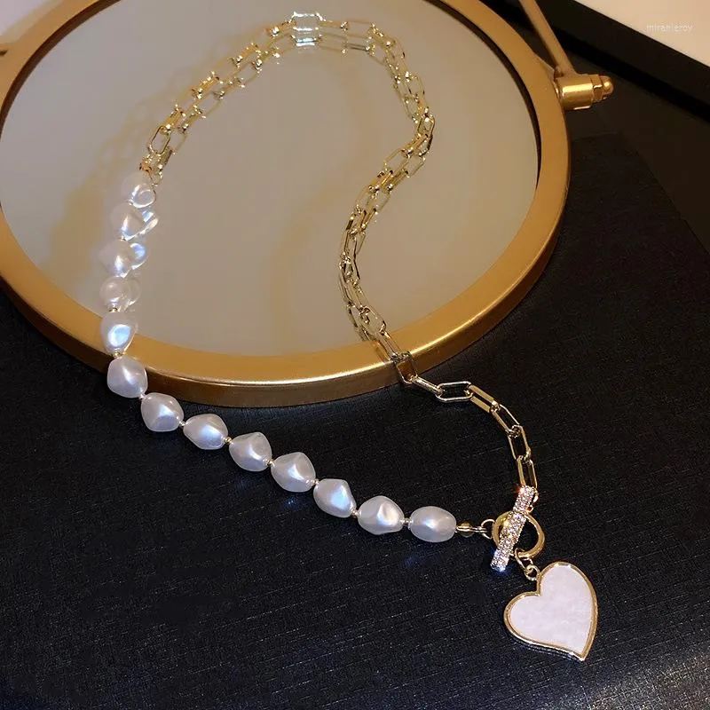 Collane con ciondolo Collana con cuore in conchiglia di perle per donna Fibbia a forma di T Choker Gioielli di moda Catena per clavicola_voghion.com