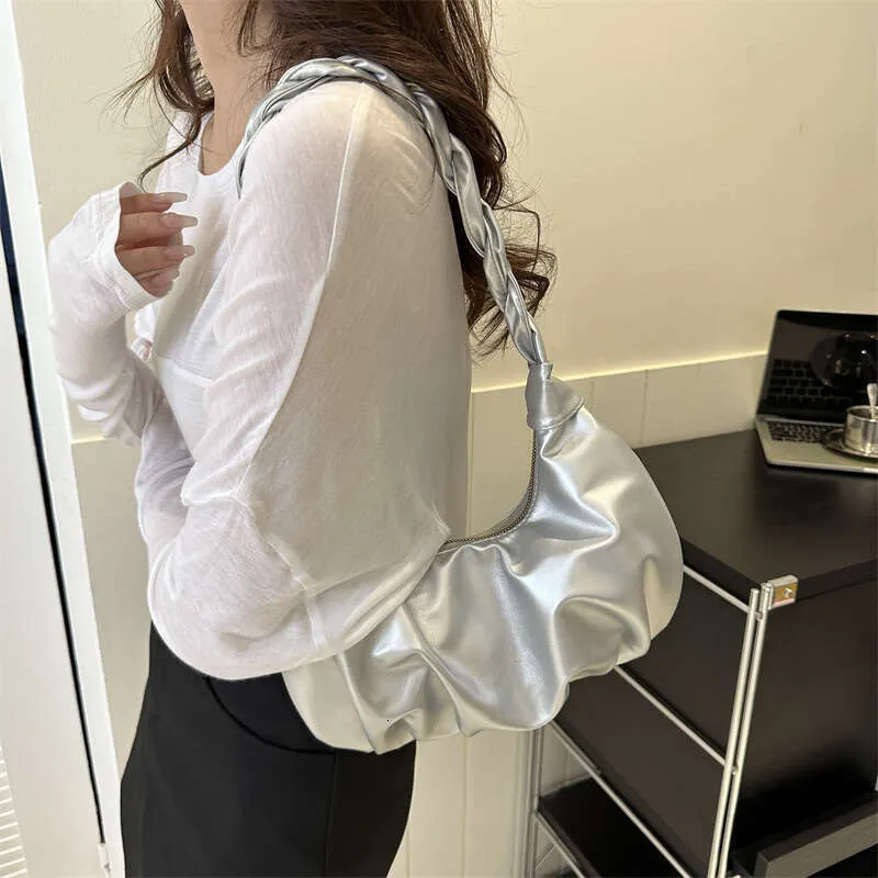 Women's Shoulder Bag Simple Pleated Underarm Bag For Women_voghion.com