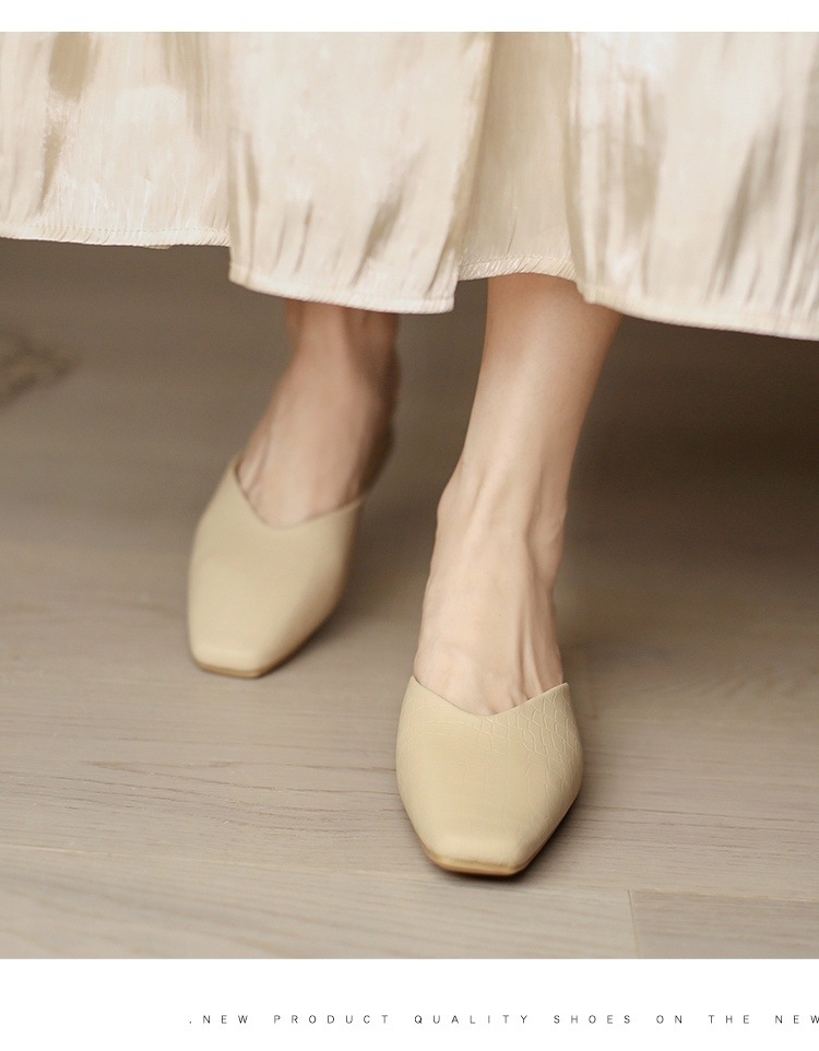 Baotou – demi-pantoufles pour femmes, vêtements d'extérieur, chaussures plates pointues, sandales Muller, nouvelle collection été 2024_voghion.com