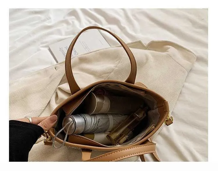 Womens Plaid Handbag Shoulder Bag And Versatile Crossbody Bag_voghion.com