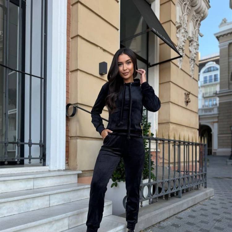 ​​"Women's Velvet Hoodie & Jogger Set - Long Sleeve Pullover With Drawstring Waist Pants (Black/Navy/Teal/Purple/Wine)_voghion.com