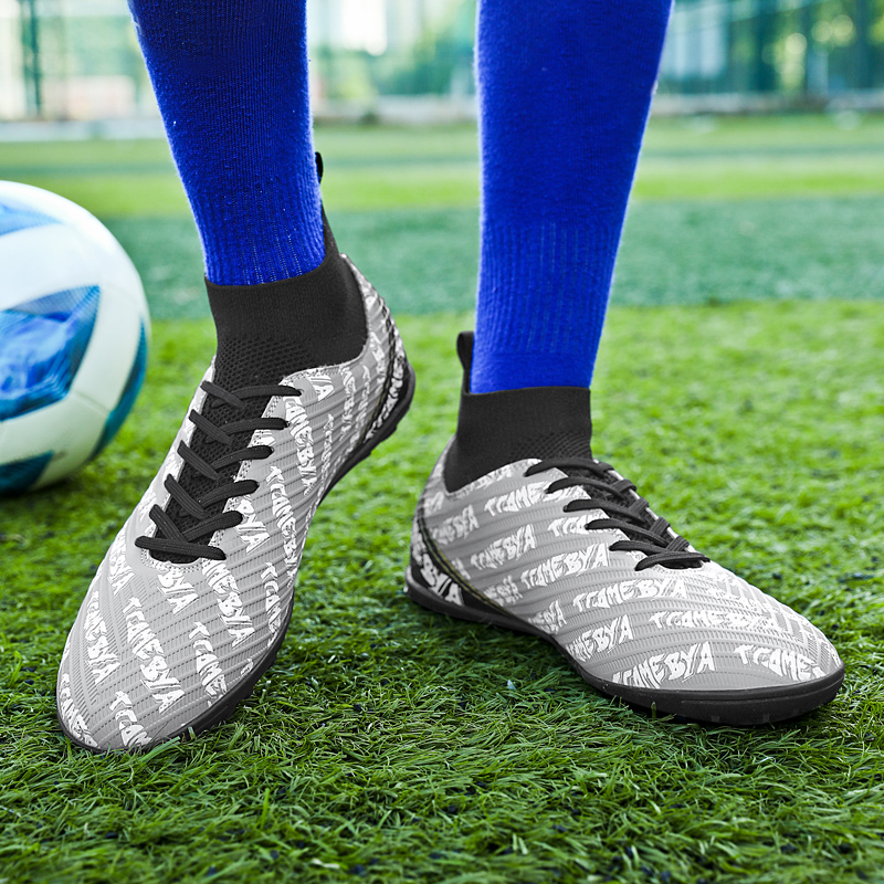 Männer Outdoor Hot Sale Ultraleicht Fussballschuhe High-Top FG/TF Professionell Laang Spikes Knöchel Unisex Komfort Fussball_voghion.com