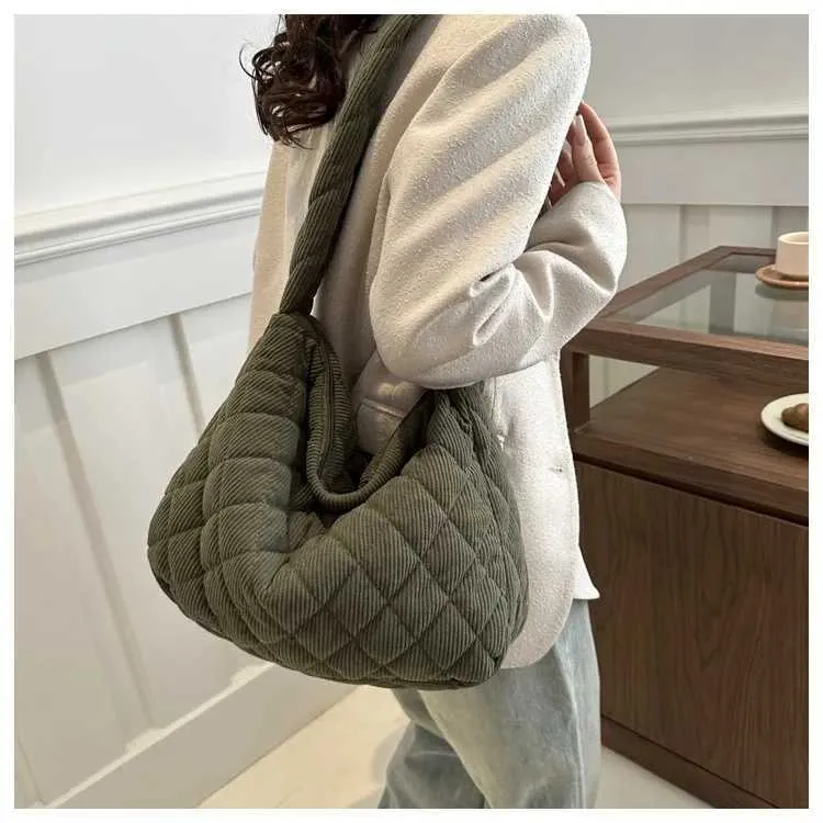 Minimalist Corduroy Shoulder Bag For Women Large Crossbody Bag_voghion.com