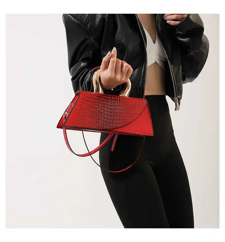 Solid Alligator Pattern Shoulder Bag For Women Designer Style_voghion.com