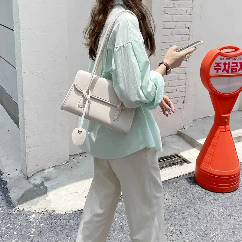 Sac à bandoulière en PU à texture française à la mode pour femmes, jaune, sous les aisselles, printemps/été 2024, pendentifs élégants, Handba241104_voghion.com