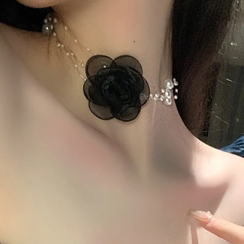 Chaînes Français Romantique Noir Et Blanc Ras Du Cou Fleur Collier De Perles Femme Été Clavicule Chaîne_voghion.com
