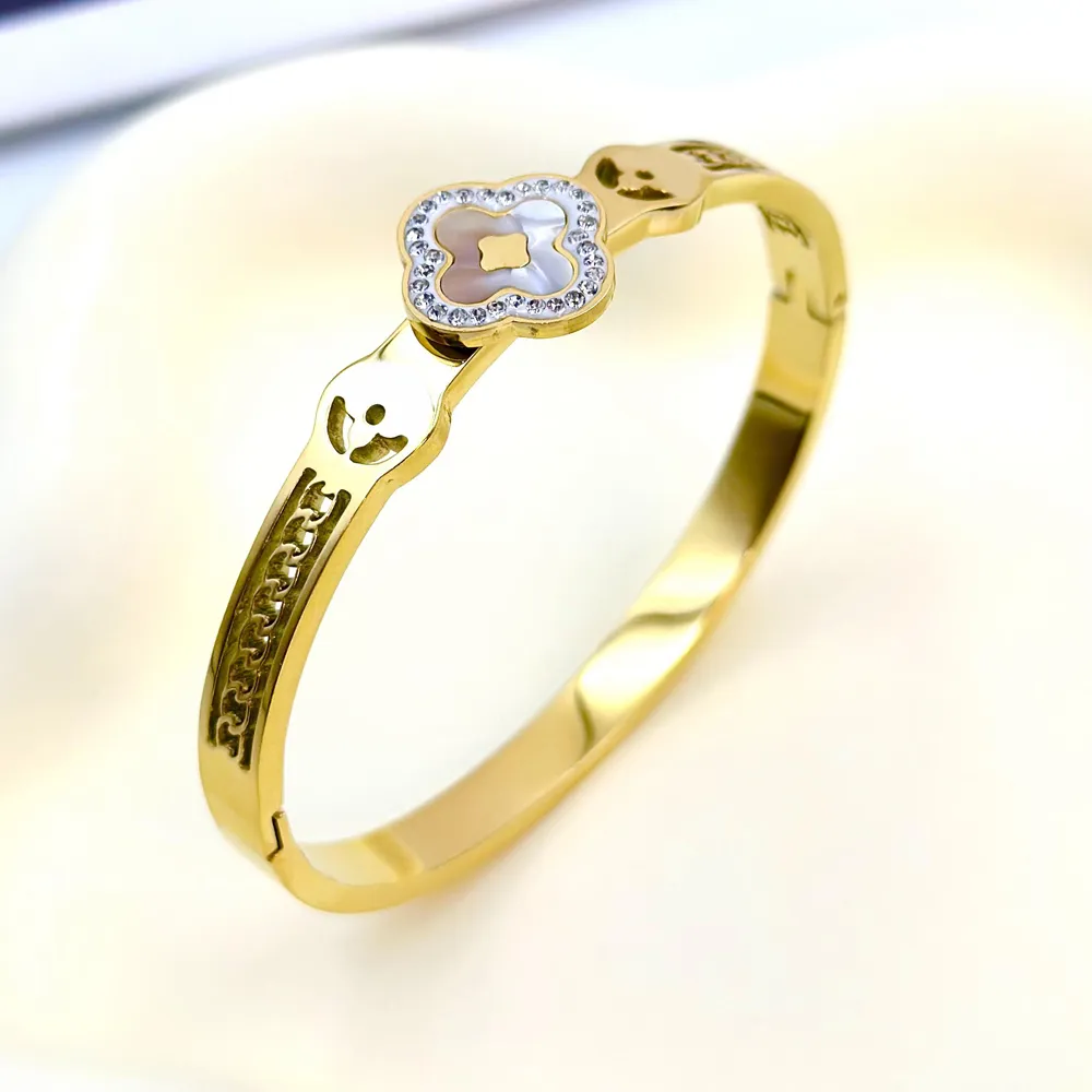 Letter Crystal Flower Bracelets Designer Gold Sier Stainless Steel Brand Bangles Men Womens Birthday Party Accessories_voghion.com