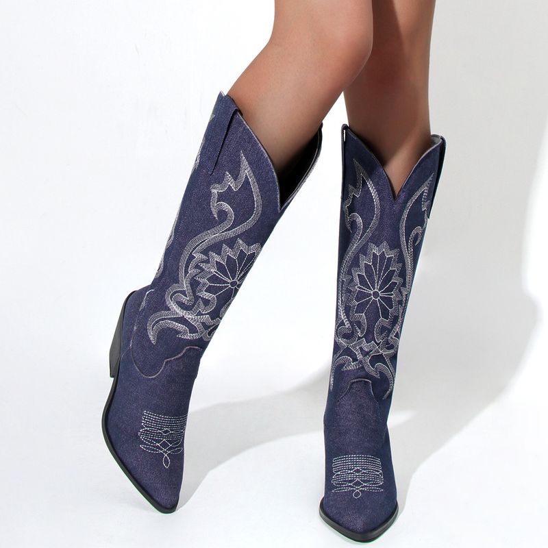 Spitzer Westernstiefel aus Wildleder-Denim mit Stickereien und klobigem, mittelhohem Absatz_voghion.com