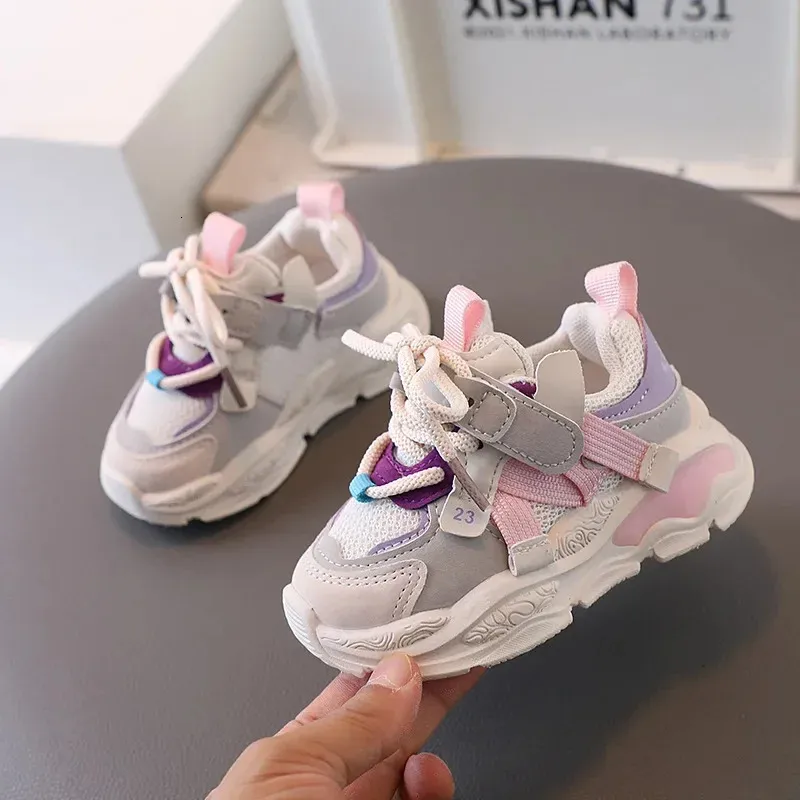 Childrens casual childrens kindergarten sports breathable air mesh shoes 240627_voghion.com