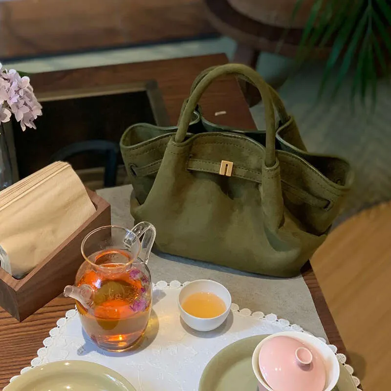 Fashionable Large Capacity Matte Suede Handbag For Women Shoulder Bag_voghion.com