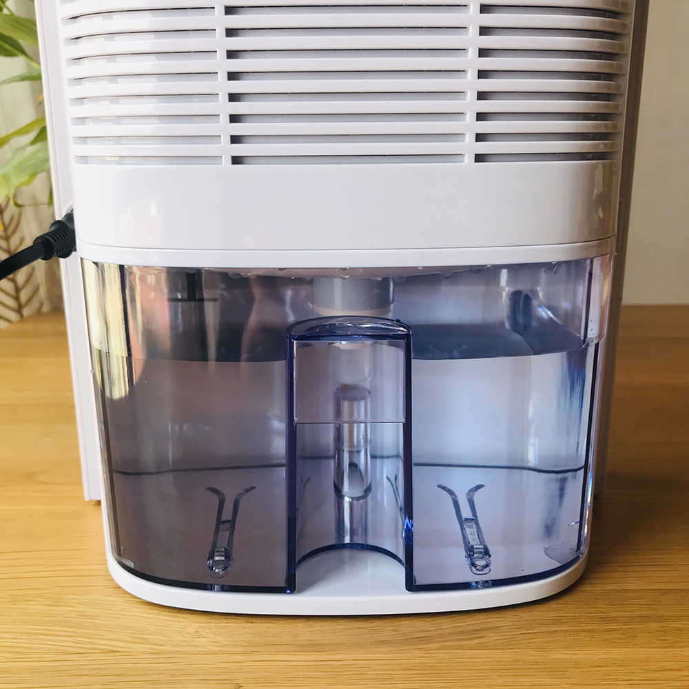 Déshumidificateur domestique 1,8 L Semi-conducteur Anion Photocatalyseur Déshumidification et Purification de l'air Combo Déshumidificateur pour la maison_voghion.com