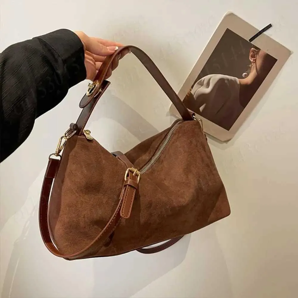 New Shoulder Bag for Women Suede Hobo Adjustable Strap Handbag With Inner Pocket Satchel Purse Zipper Crossbody Ba241104_voghion.com