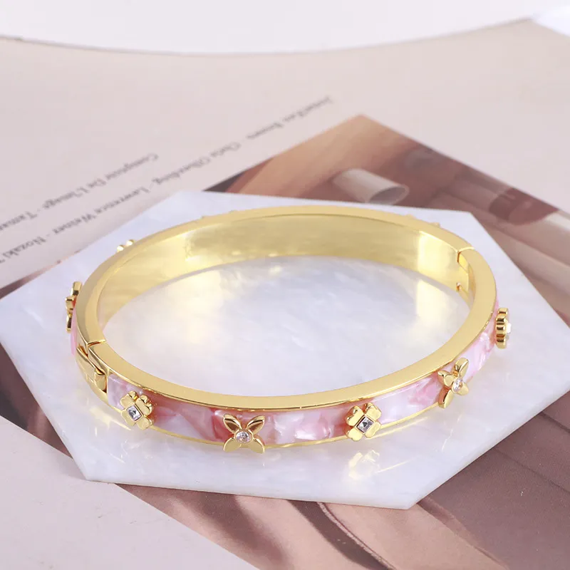 Designer Brand KS Bangle Butterfly Clover Opening Fashion Pink Shell Amber Sweet Bracelet Gold Plated Brass Design For_voghion.com