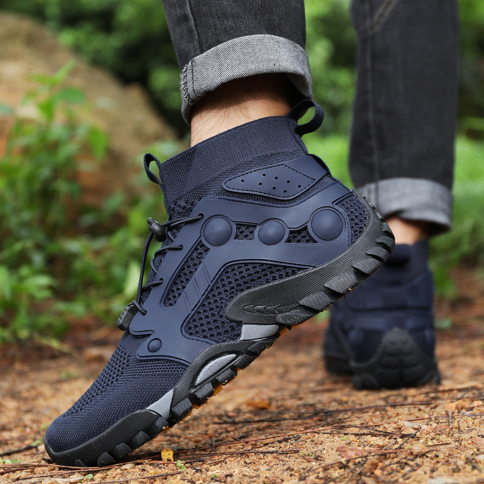 Outdoor and Women's Creek Tracing Men's Lightweight Non slip Mountaineering Hiking Shoes  Breathable Quick Drying_voghion.com