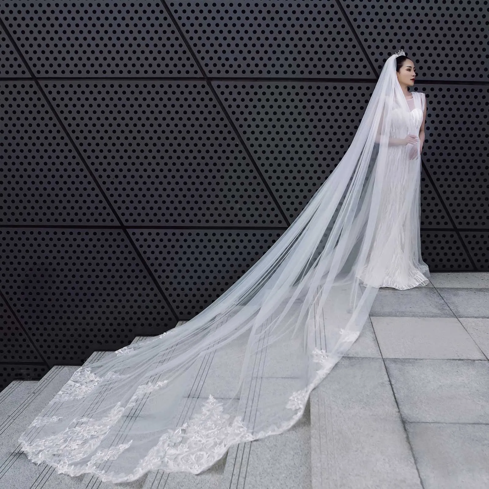 Gioielli per capelli Velo lungo da sposa a cattedrale Veli da sposa a 1 strato Applicazioni in pizzo Bordo Mantilla Accessori da sposa larghi per la sposa_voghion.com