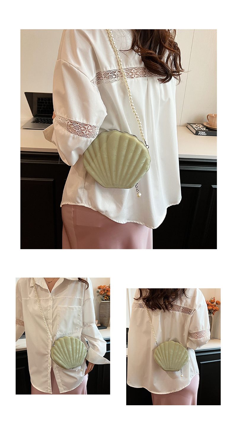 Einzigartige Nischentasche Damen 2024 Sommer neue Mode Perlen Umhängetasche ausländischer Stil einfache Muscheltasche_voghion.com