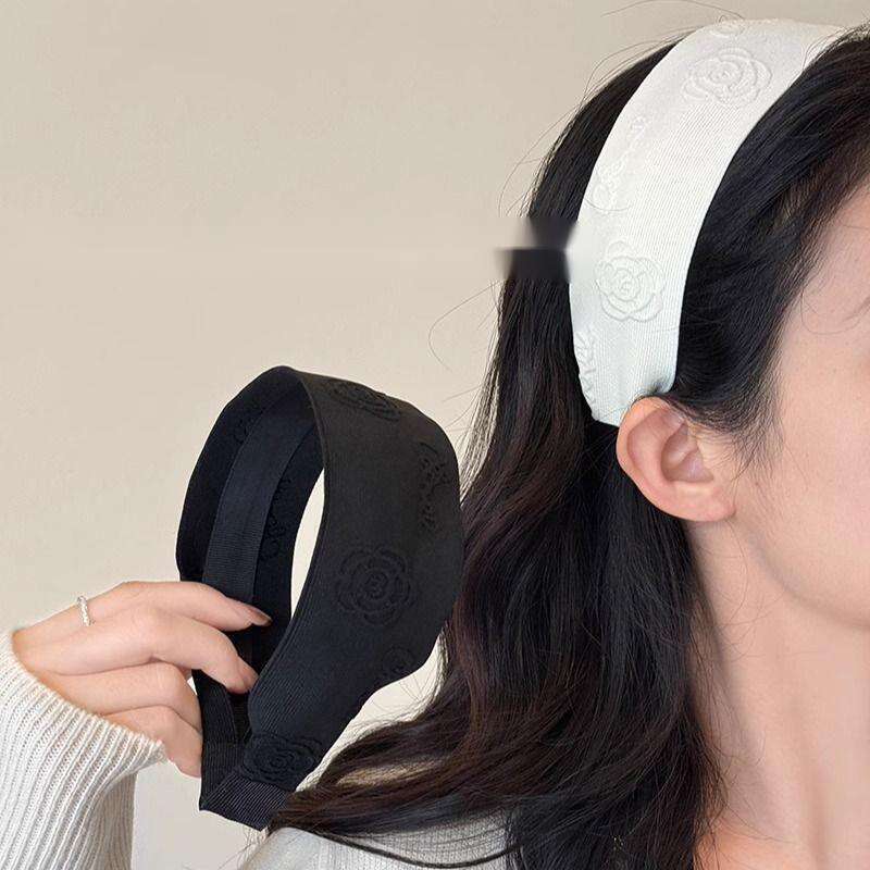Elegant Wide Brimmed Headband For Face Washing And Daily Style_voghion.com