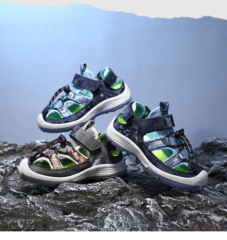Baotou-Sandalen für Jungen 2024 Neu mit hohler, weicher Sohle, rutschfeste Kinderschuhe, Strandschuhe für Mittelschüler_voghion.com
