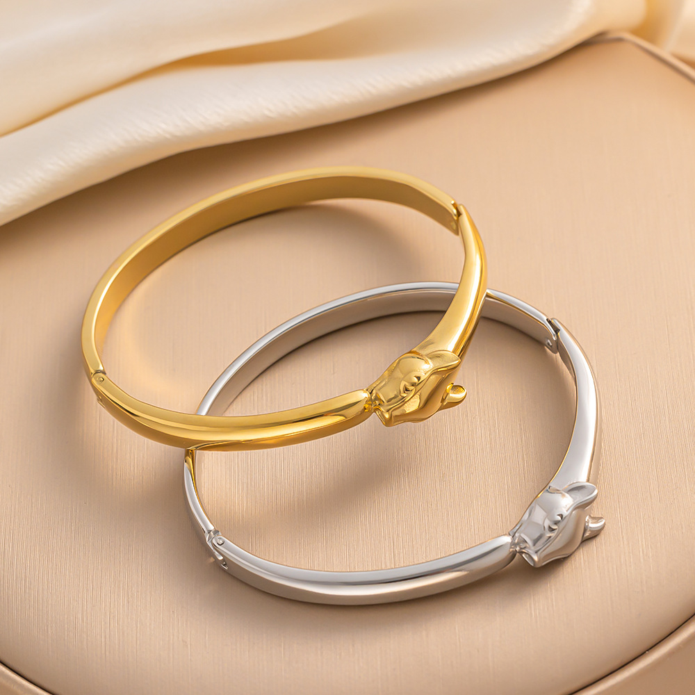 Bracelet unisexe de niche léger de luxe en zircon léopard pour femme, bijoux à main haut de gamme en or plaqué cuivre