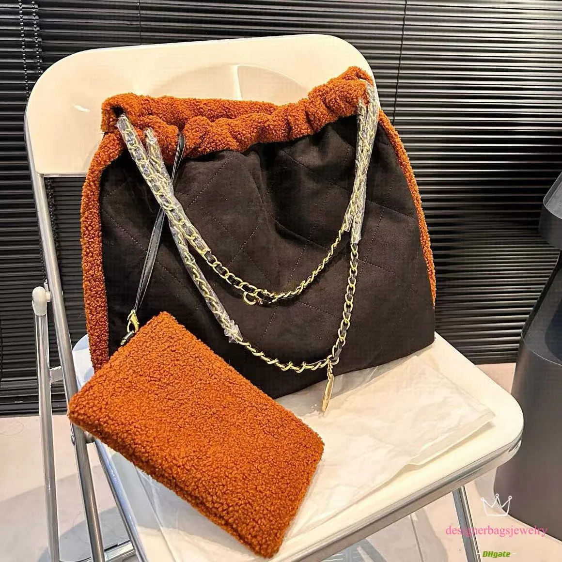 Shearling Tote Bag: Cozy Winter Handbag, Shoulder Bag With Gold Hardware, Lightweight Bucket Crossbody Purse_voghion.com