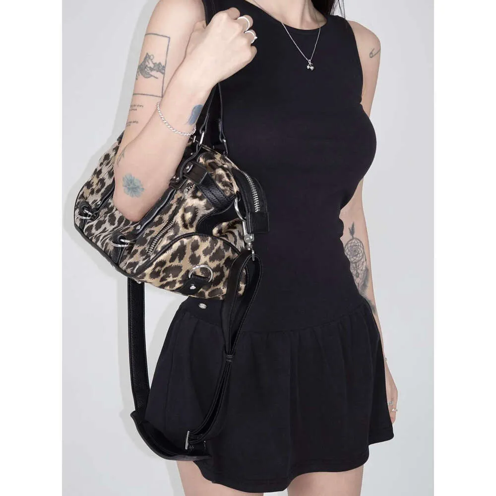 Korejski nišni dizajn Ins Blogger Isti slatki i cool stil Remen Tote Ležerna najlonska platnena torba za rame_voghion.com