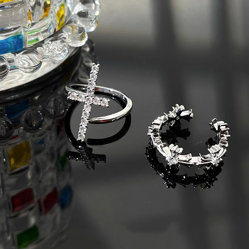 French Gentle Zircon Cross Open for Women with Cold and Elegant Temperament, High Grade Sense Ring, Personalized Index_voghion.com
