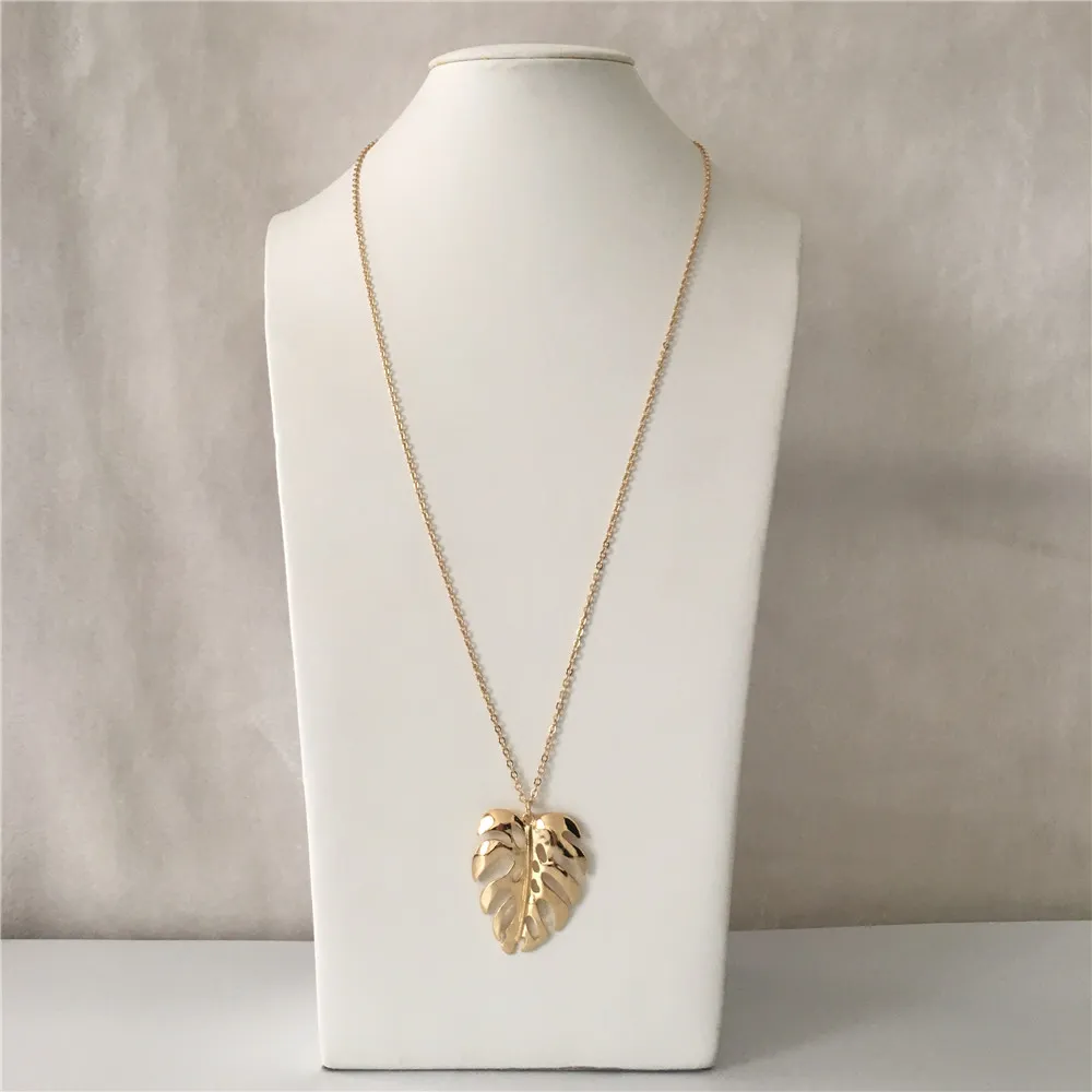 Colliers pendentifs tendance couleur or simple grande feuille Monstera collier long pour femmes vêtements décontractés indant Sidn22_voghion.com