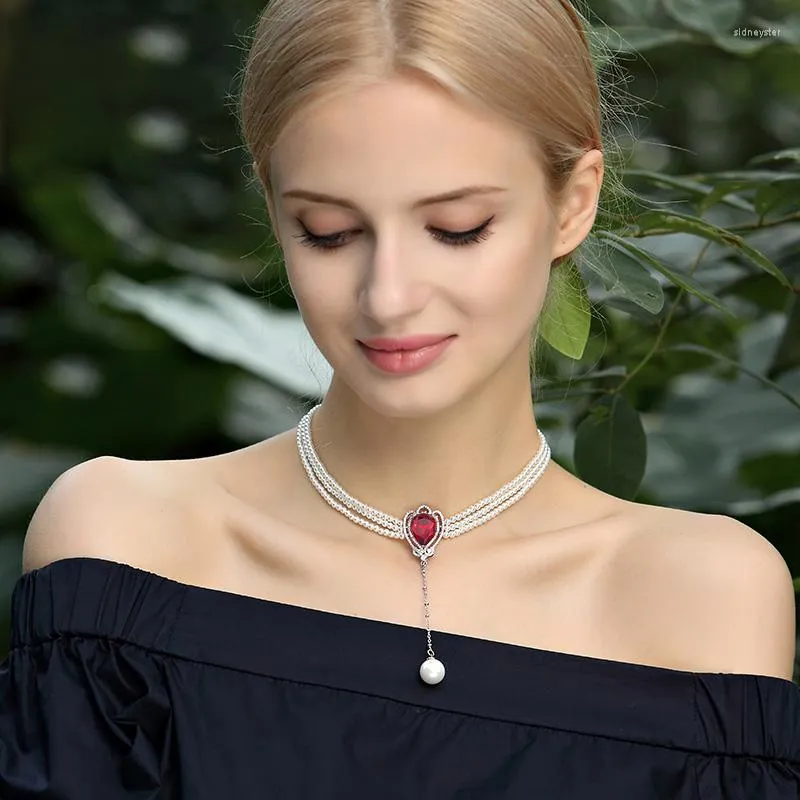 Catene 15" 3 file collana di perle bianche ciondolo zircone cubico pavé_voghion.com