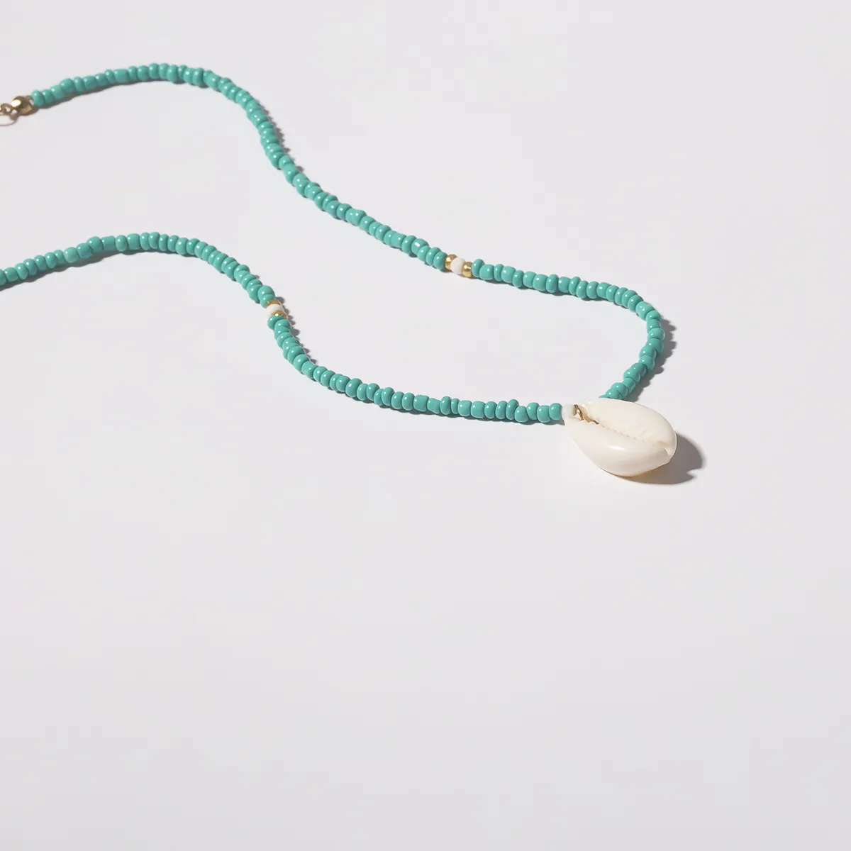 Collier ras du cou en coquillage pour femme, chaîne tendance, pour l'été, la plage, fait à la main, double couche de perles de rocaille, pendentif conque_voghion.com
