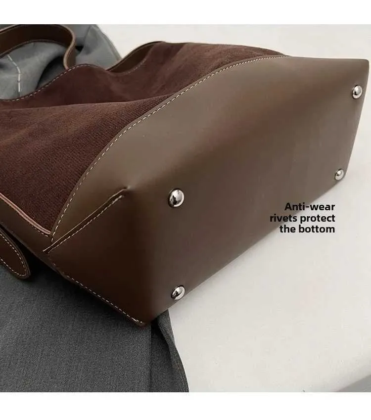 Fortschrittliche, stilvolle Umhängetasche aus Wildleder im Retro-Stil mit großem Fassungsvermögen, Umhängetasche zum Pendeln, ba241216_voghion.com