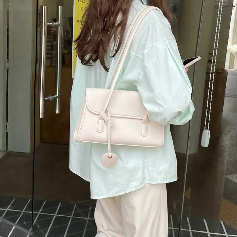 Sac à bandoulière en PU à texture française à la mode pour femmes, jaune, sous les aisselles, printemps/été 2024, pendentifs élégants, Handba241104_voghion.com