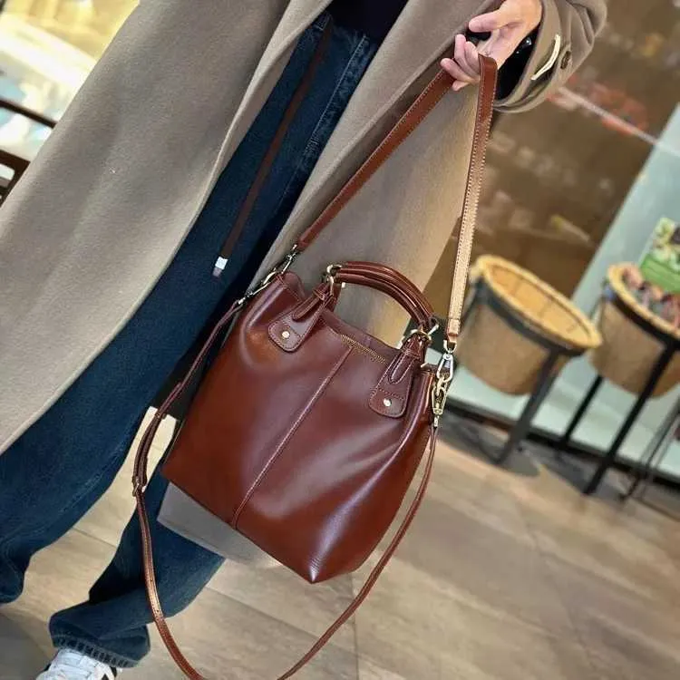 RanHuang Nouveaux Sacs À Main De Mode Pour Femmes De Haute Qualité En Cuir Véritable À Bandoulière Grands Sacs Seaux Designer_voghion.com