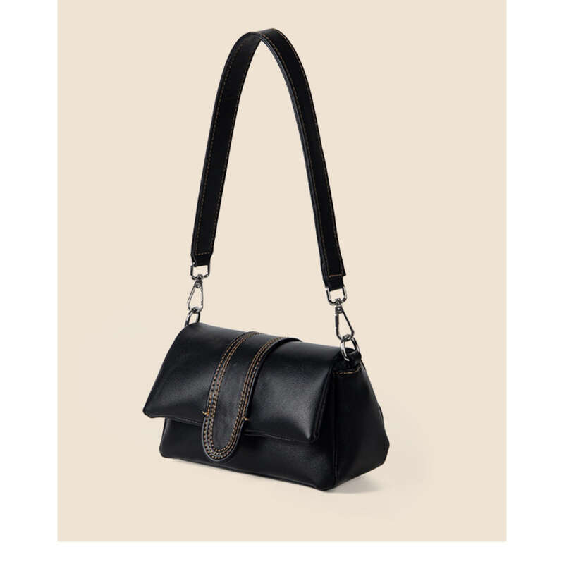Summer New Handheld Shoulder Fashion High-end, Women's Underarm, Simple Fashion Flip Denim Bag_voghion.com