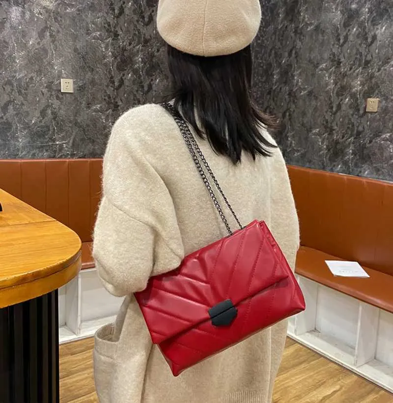Ketten Schulter Frauen PU Leder Achselhöhle Mode Messenger Kleine Klappe Umhängetasche Dame Einkaufstasche femmeC241103_voghion.com