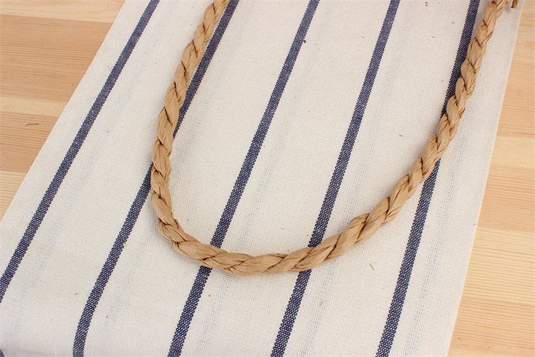 Borsa scavata a mano in paglia, borsa a tracolla per le vacanze, borsa da donna casual da spiaggia Mori_voghion.com