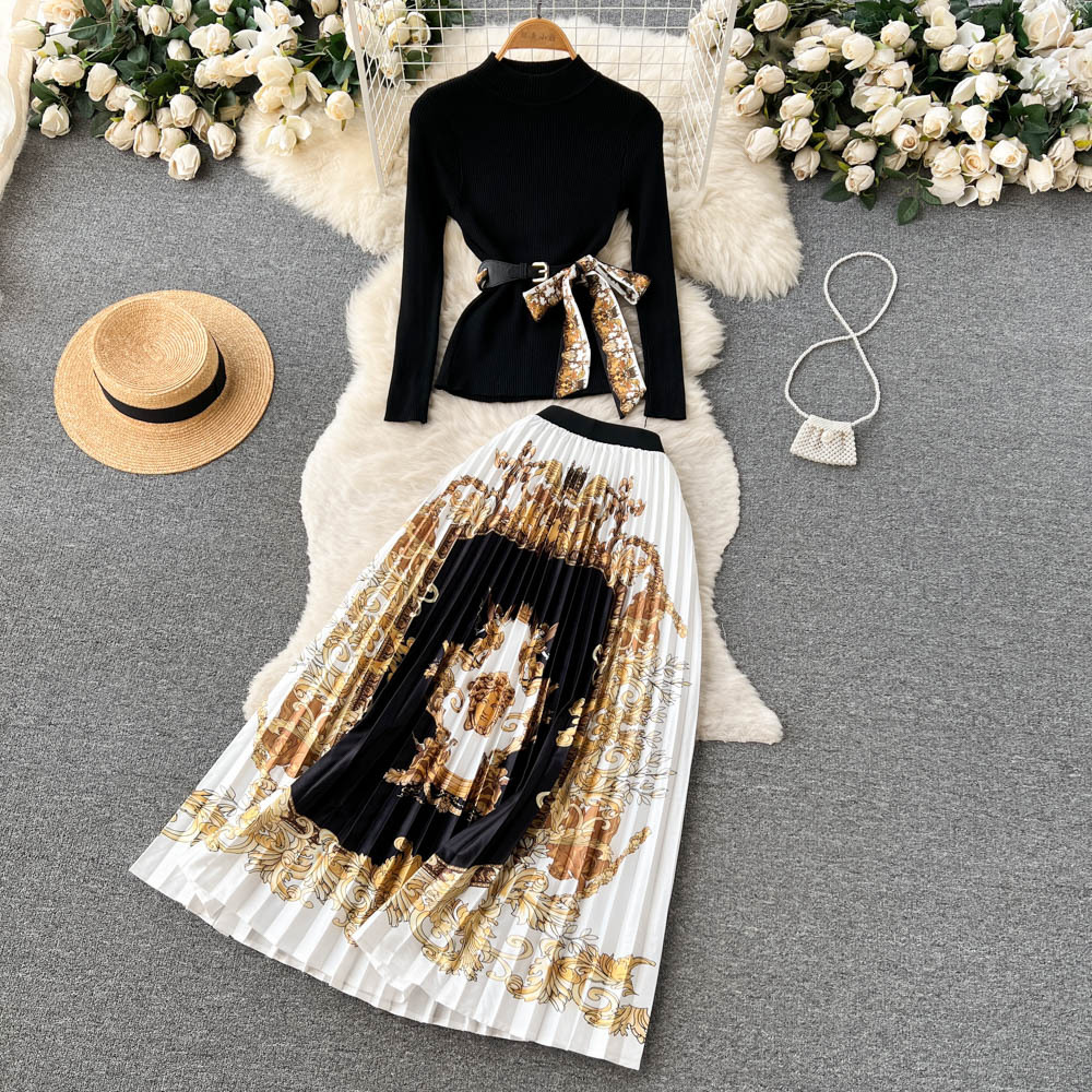 Women's fashion ins fashion suit with long sleeve knitwear + pleated printed skirt design sense two-piece set
