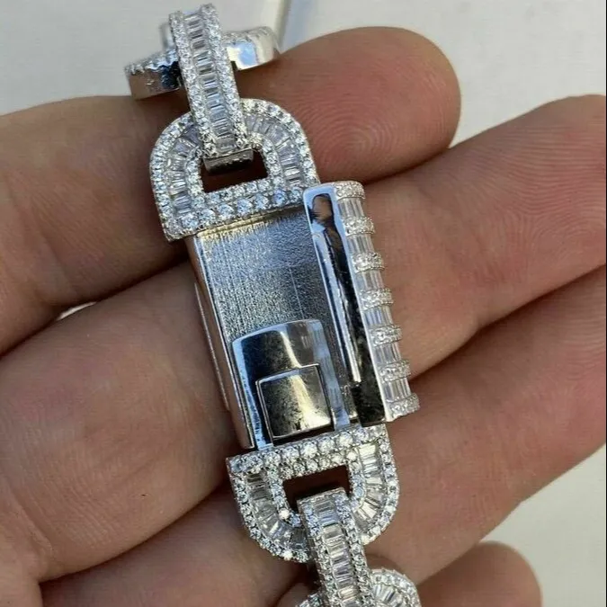 Mariner Link Chain With Moissanite Baguette Diamonds For Men_voghion.com