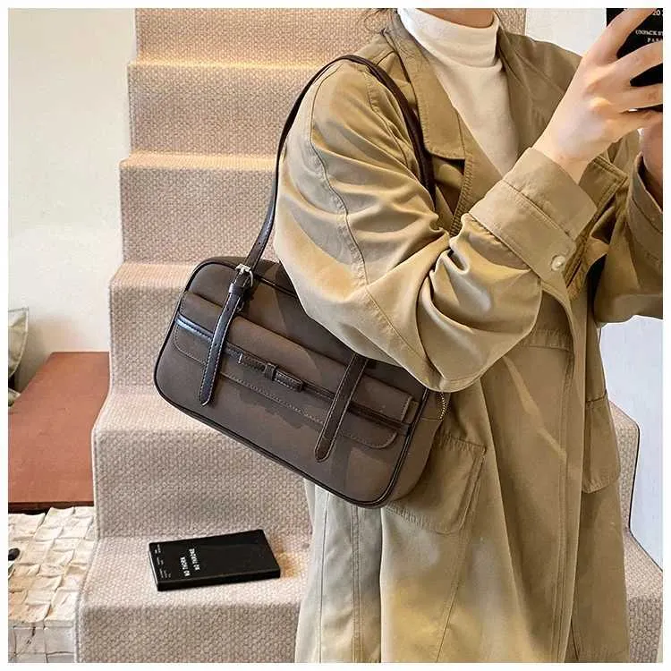 Damen Umhängetasche aus mattiertem Leder mit großer Kapazität, für den täglichen Gebrauch, Umhängetasche mit Griff, Tragetasche, weiche Unterarmtasche_voghion.com