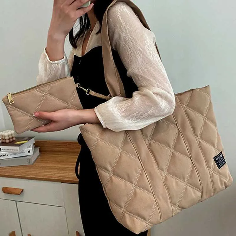 Damen Handtasche Herbst/Winter Mode Rhombus Space Cotton Anzug Schultertasche Große Kapazität Einfarbig All-Match_voghion.com