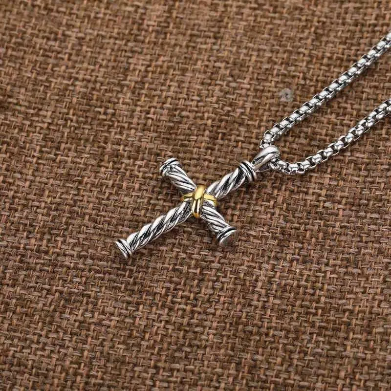 Twisted Cross Pendant Necklace For Women And Men Diamond Style_voghion.com