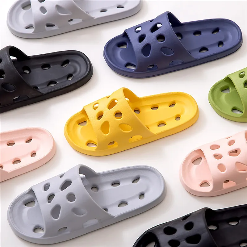 Cloud Flip Slides Beach Sandals Non-slip Bathroom Slippers_voghion.com