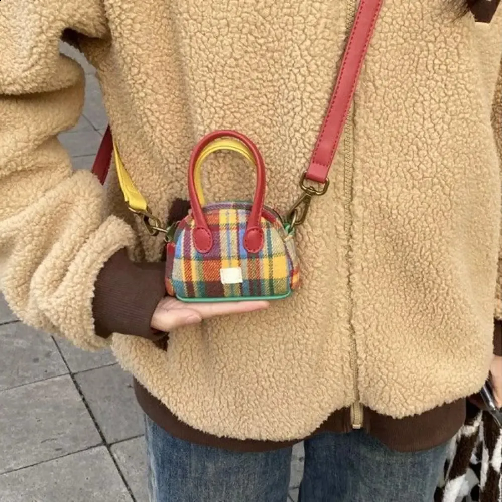 Handtasche, Schultertasche, Umhängetasche, Retro-Plaid-Kopfhörer, kleine Weihnachts-Geldbörse, Geschenk für Mama 240912_voghion.com
