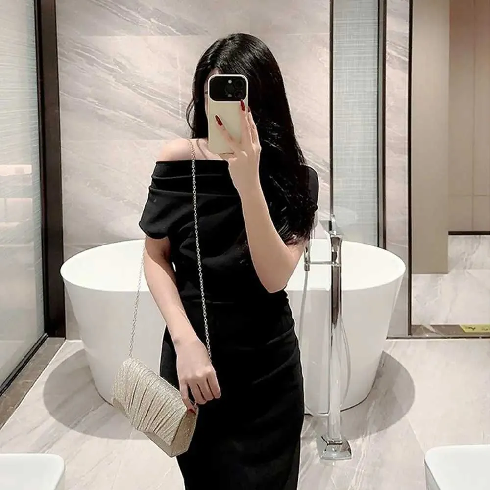 Home>Produkte>Mode für Damen>Goldene und silberne Satin-Nachttasche>Sparkg Banquet Clutch Y241019_voghion.com