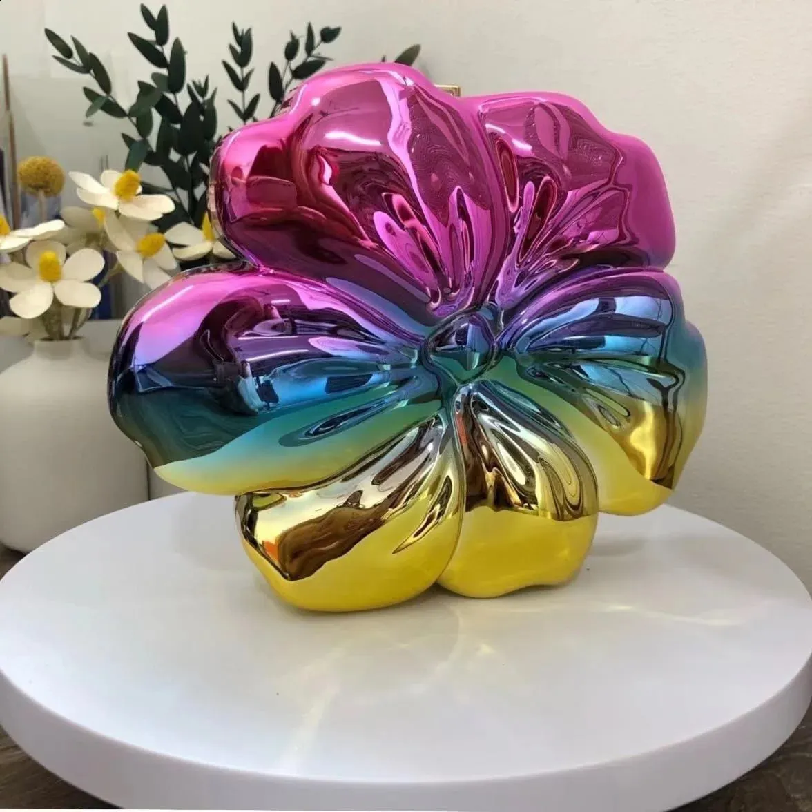 2024 Femmes Or Wer Forme Pochette Sac Argent Dur Boîte En Métal Sacs À Bandoulière Soirée Sacs À Bandoulière Longue Chaîne Sacs À Main_voghion.com