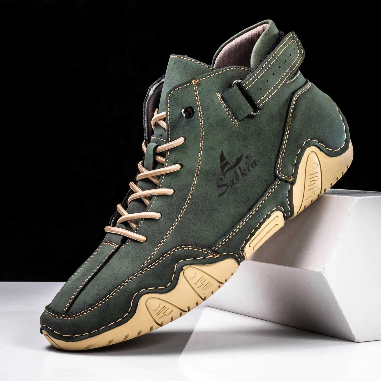 Nuovo 2024 Design fatto a mano Sneakers Uomo Outdoor Casual Pelle Uomo Scarpe Stivaletti Traspirante Vendita calda_voghion.com