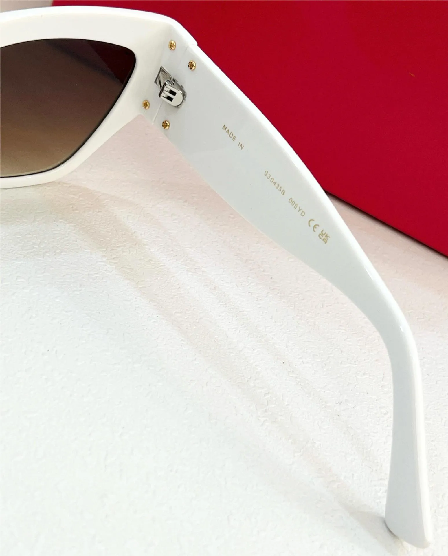 Designer High Quality Fashion UV 400 Glasses New Mens And Womens Large Framed Classic Eyewear Sunglasses_voghion.com